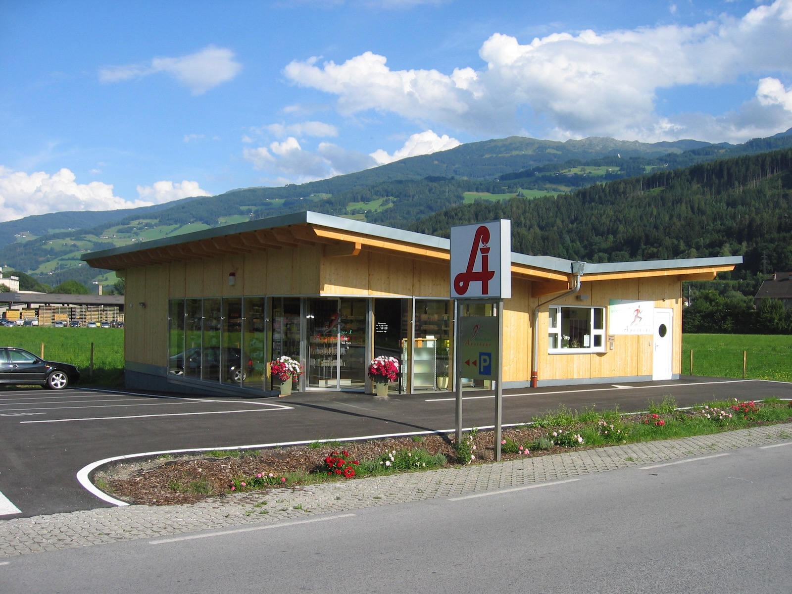 Die Haller Lend Apotheke am früheren Standort