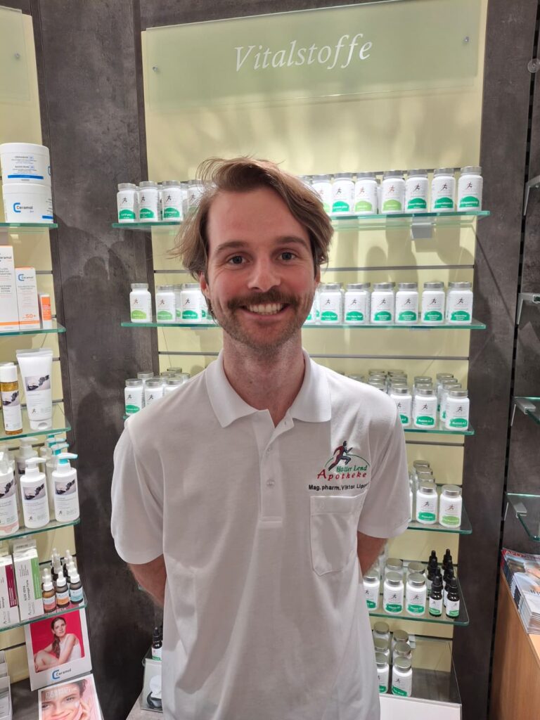 Mag. pharm. Viktor Lippert