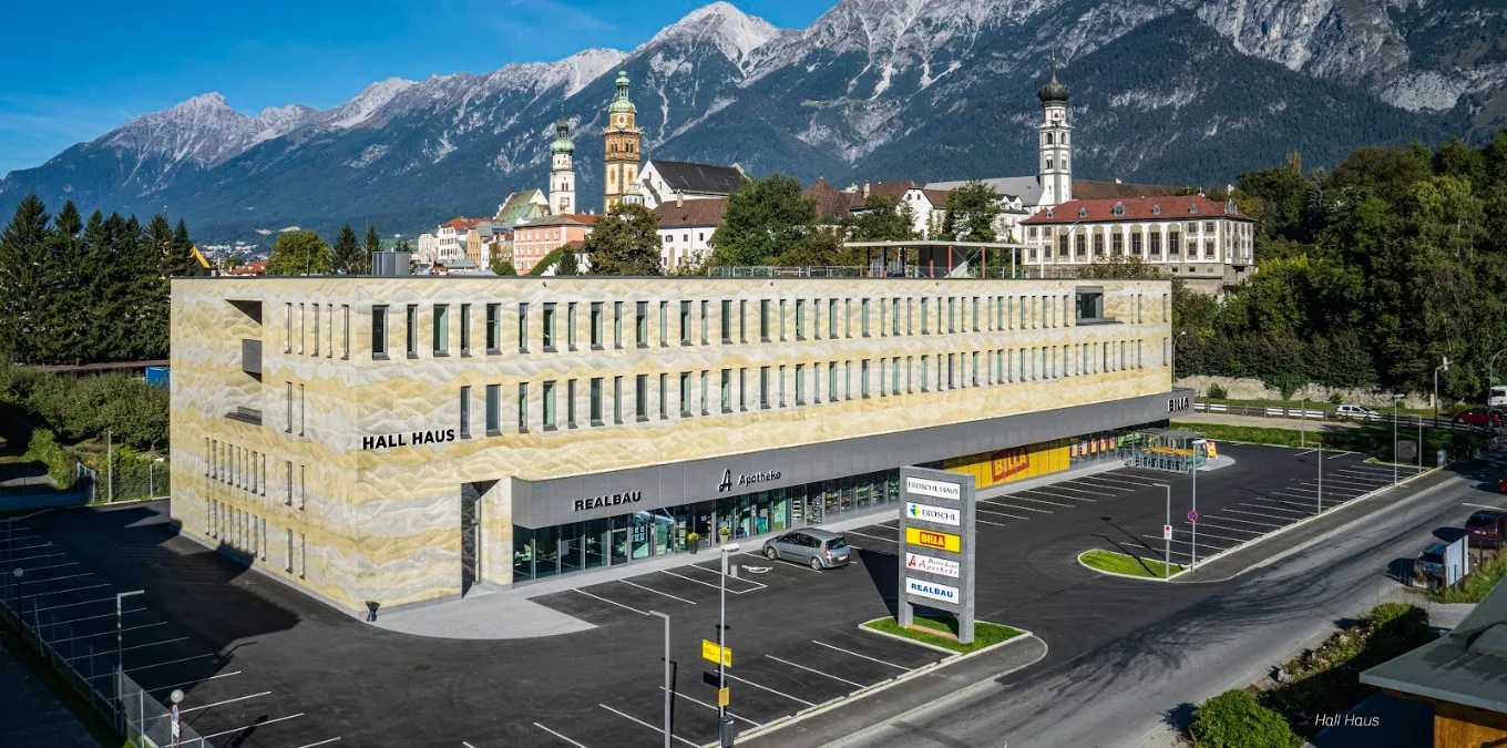 Neuer Standort der Haller Lend Apotheke im Hall Haus
